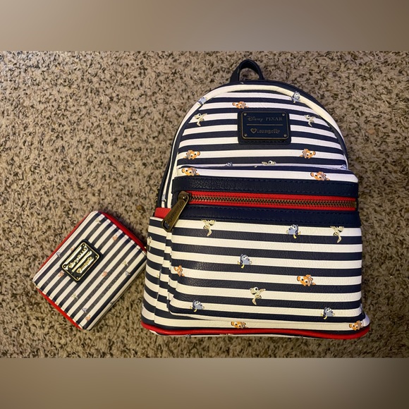 Disney Loungefly Heart Logo Nemo Squirt Dory Backpack HTF set